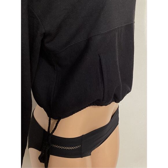 New. L*SPACE cropped sweatshirt. Retails $129. Small - Picture 6 of 13